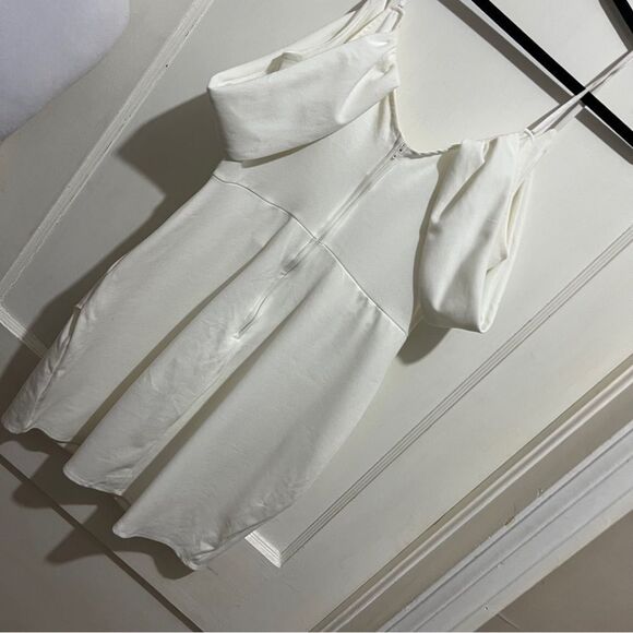 Sarah LA White Grecian Style Mini Cocktail Dress Womens Medium - Picture 11 of 12